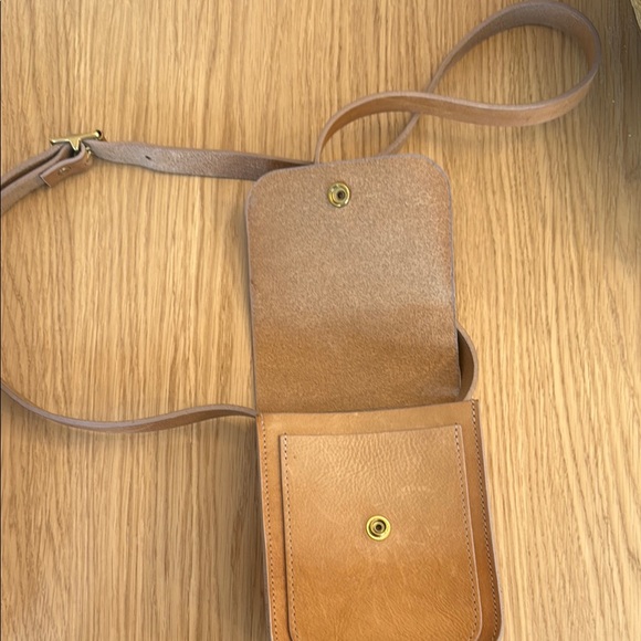 Tan Leather Crossbody Bag - Picture 2 of 3